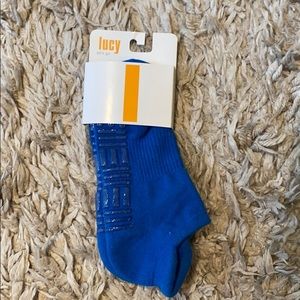 NWT yoga/barre socks